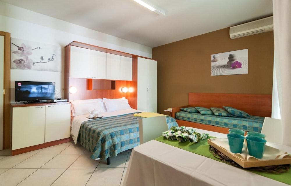 Apartahotel Riviera 2*